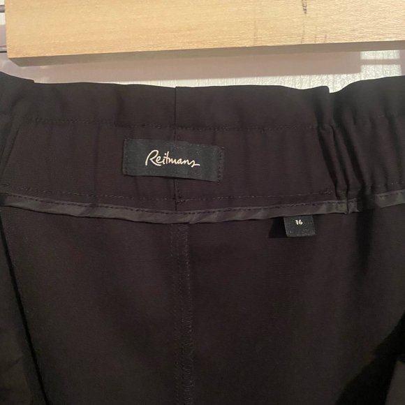 Skirt - Picture 3 of 3